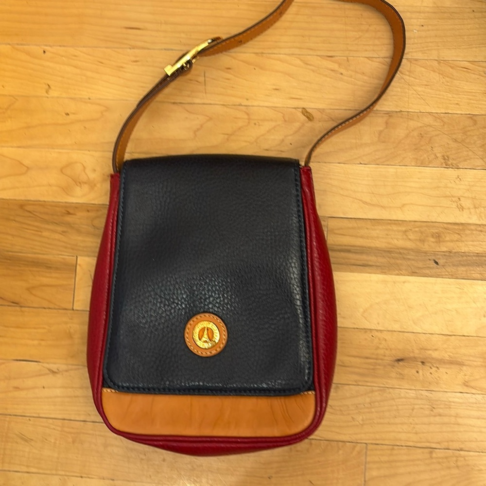 La tour Eiffel   Brand New Crossbody Leatjer